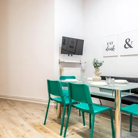 Urban Lights In Downtown Apartamento *